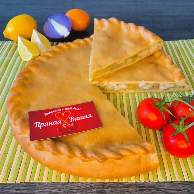 Пирог с морским языком и картофелем